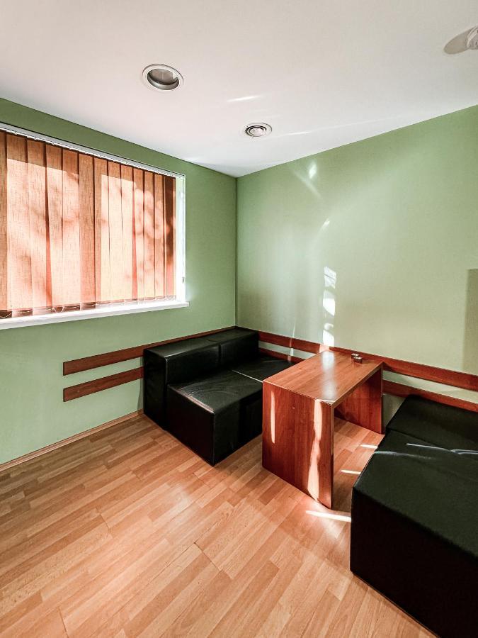Tania's 1 Apartment *